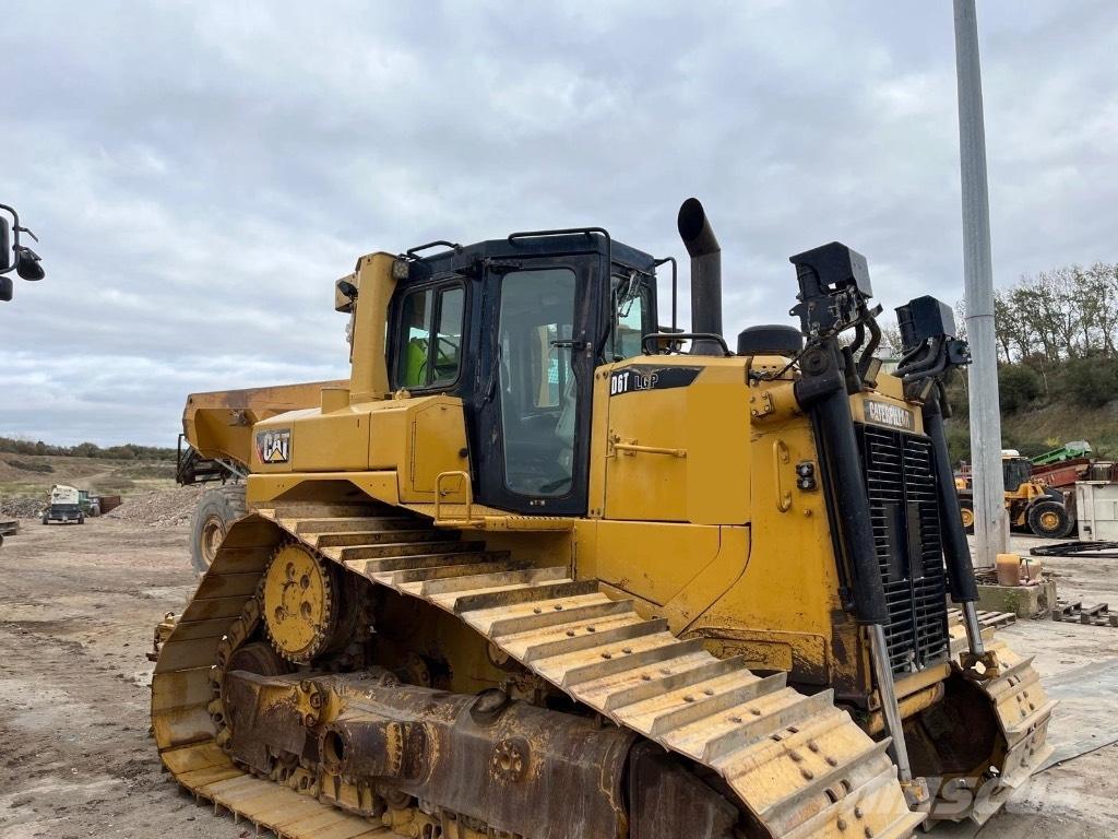 CAT D 6 T LGP Dozers - Tratores rastos