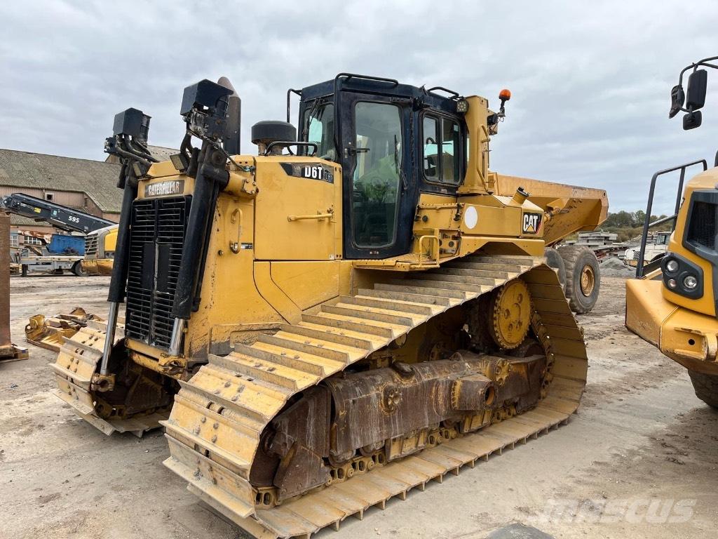 CAT D 6 T LGP Dozers - Tratores rastos