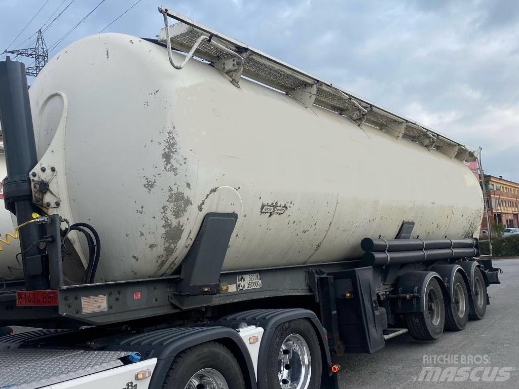 Spitzer SK2458CAL Semi Reboques Cisterna