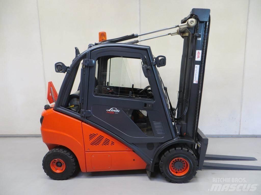 Linde H25T Empilhadores a gás