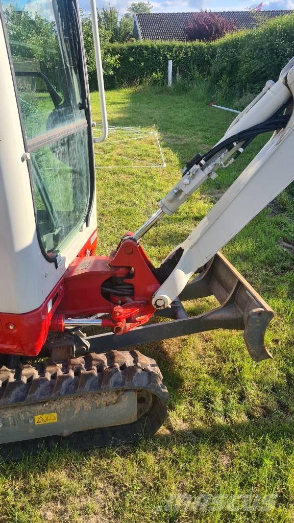 Takeuchi TB 216 Miniescavadeiras
