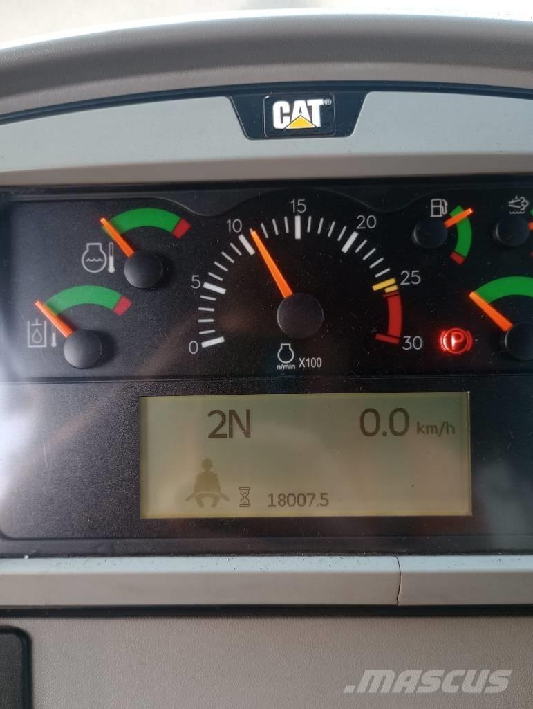 CAT 966 M Carregadeiras de rodas