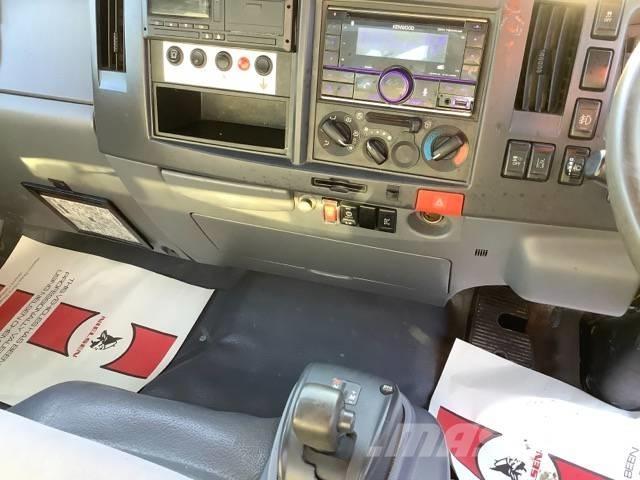 Isuzu N 75.150 Camiões basculantes