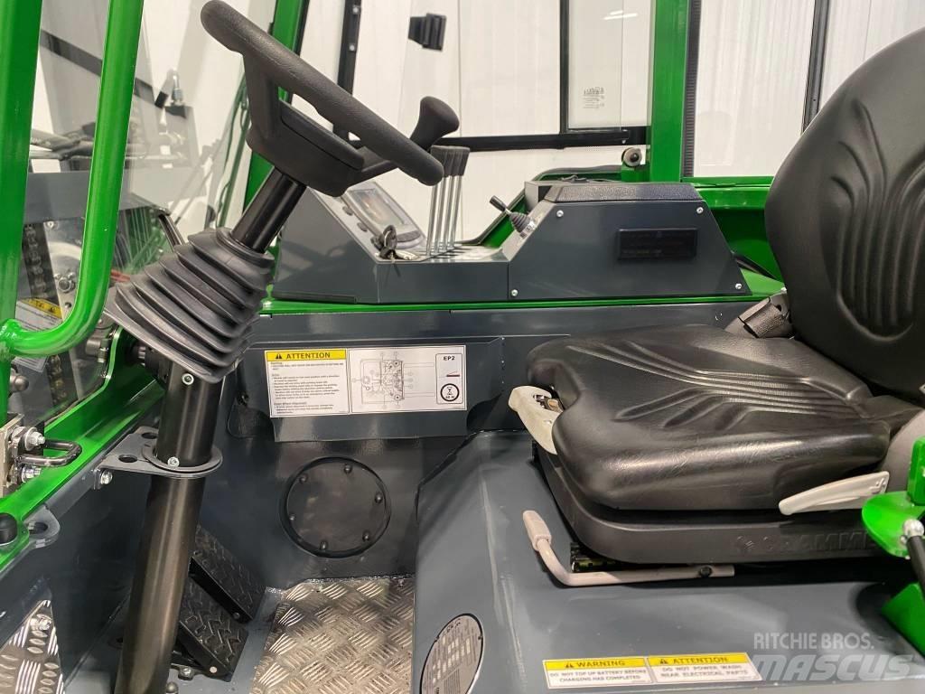 Combilift CBE2500 Empilhadores de 4 vias
