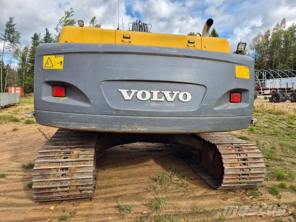 Volvo EC 240 B LC Escavadeiras de esteiras