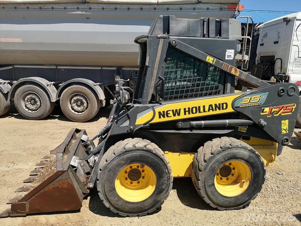 New Holland L 175 Minicarregadeiras