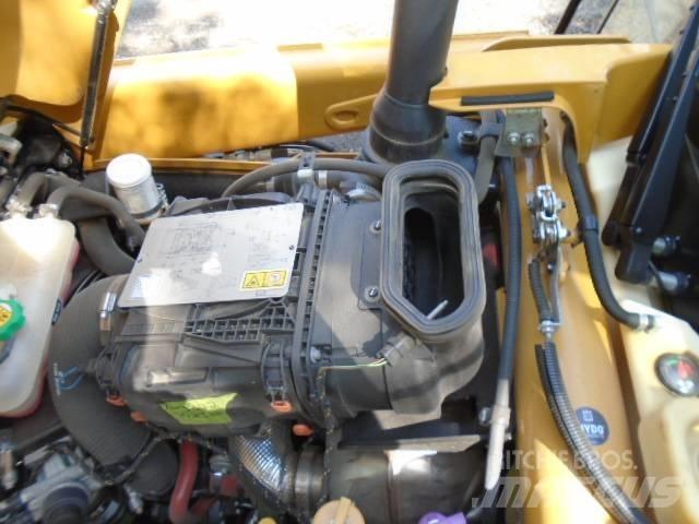 CAT 420XE Retroescavadeiras