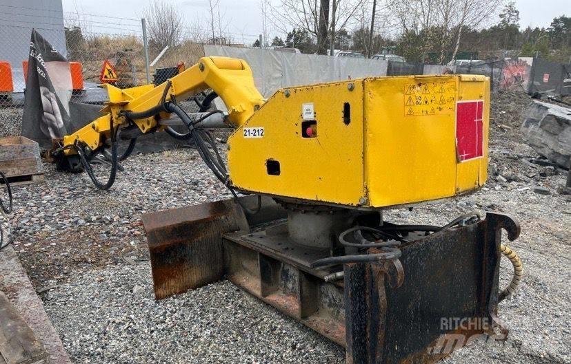 Brokk 330 Escavadeiras de esteiras