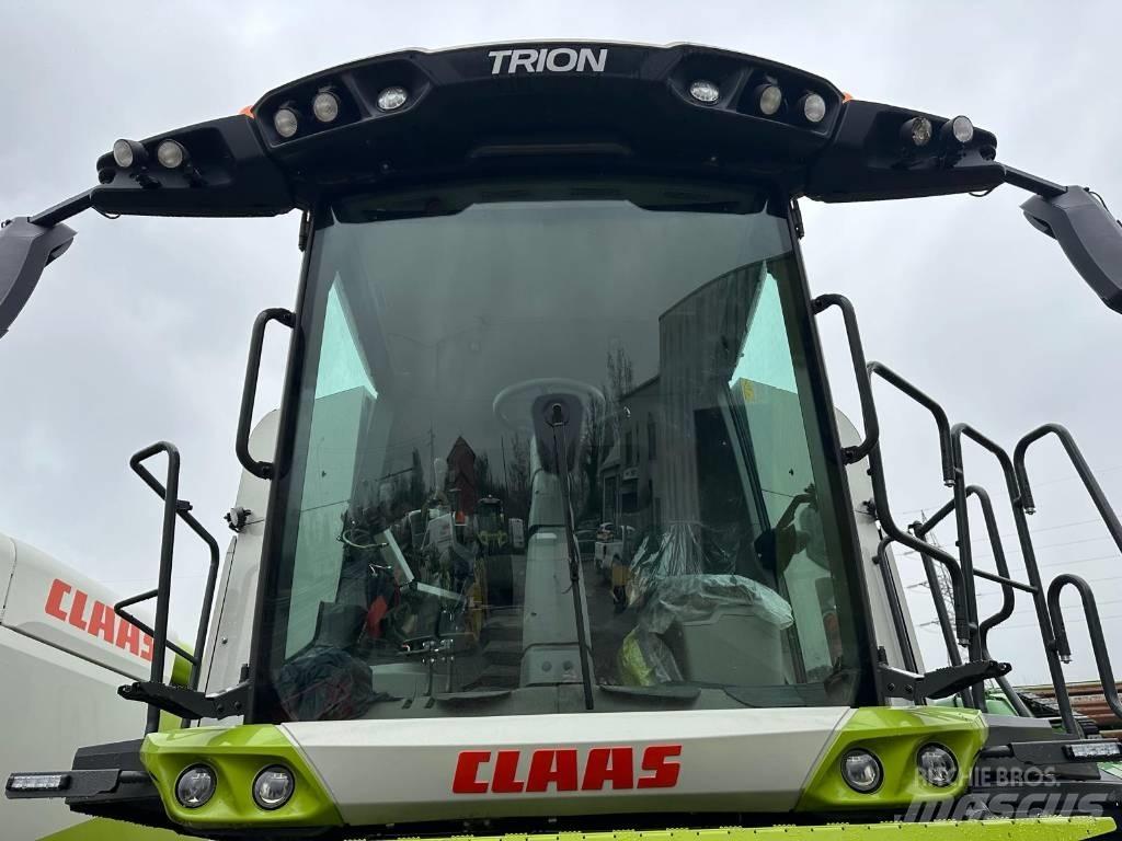 CLAAS Trion 530 Ceifeiras debulhadoras