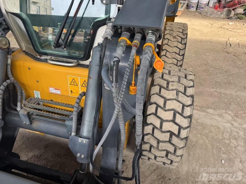 LiuGong 385 B Minicarregadeiras