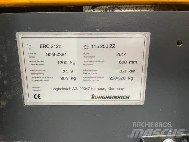 Jungheinrich ERC 212 Empilhador para operador externo