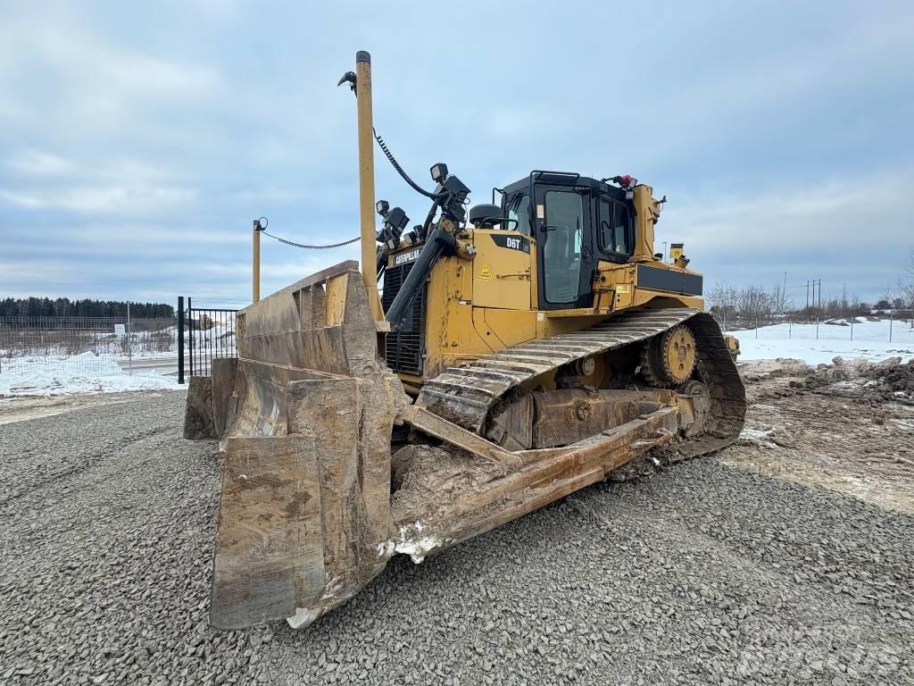 CAT D 6 T LGP Dozers - Tratores rastos