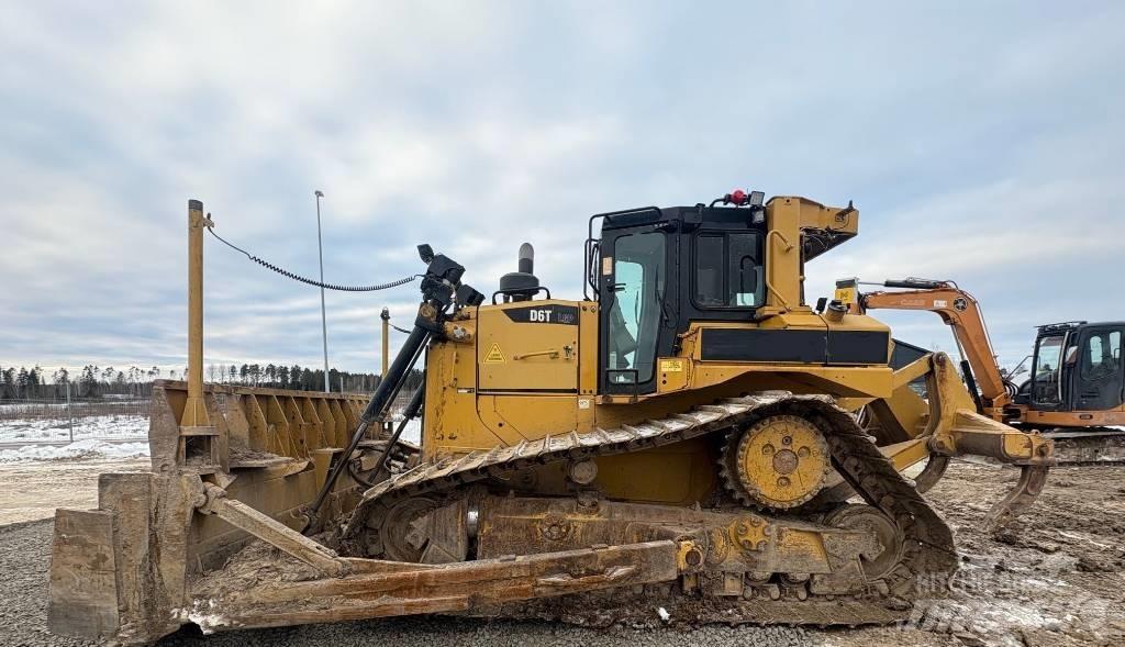 CAT D 6 T LGP Dozers - Tratores rastos
