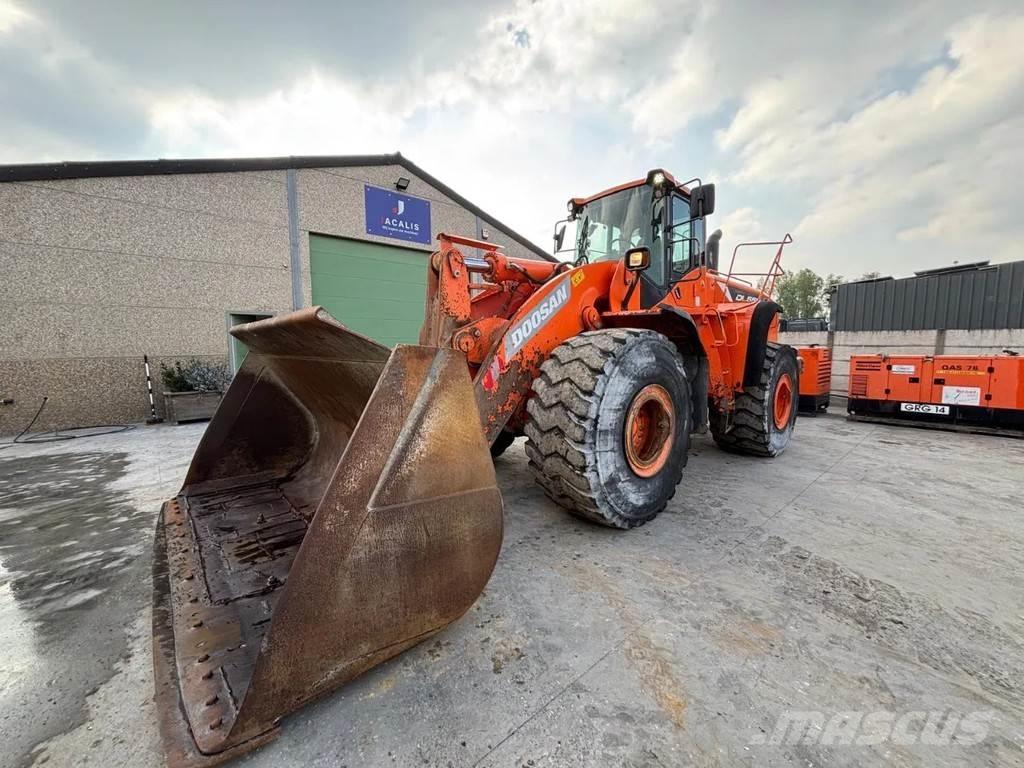 Doosan DL550 Carregadeiras de rodas