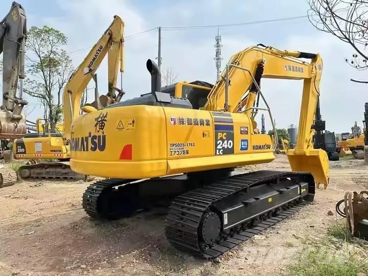 Komatsu PC 240 Escavadeiras de esteiras