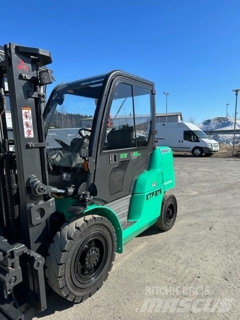 Mitsubishi FD40N Empilhadores Diesel