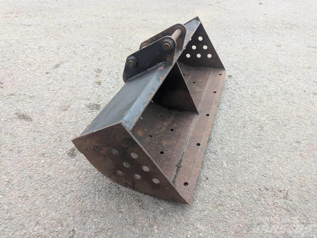 JCB GRADING BUCKET Baldes crivo