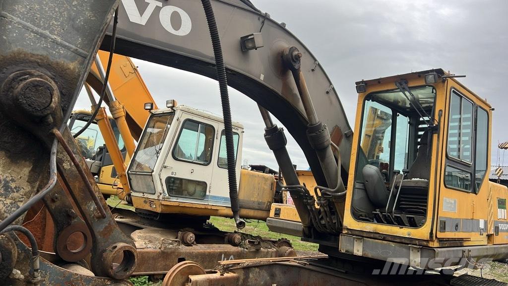 Volvo 280 Lanças e braços dippers