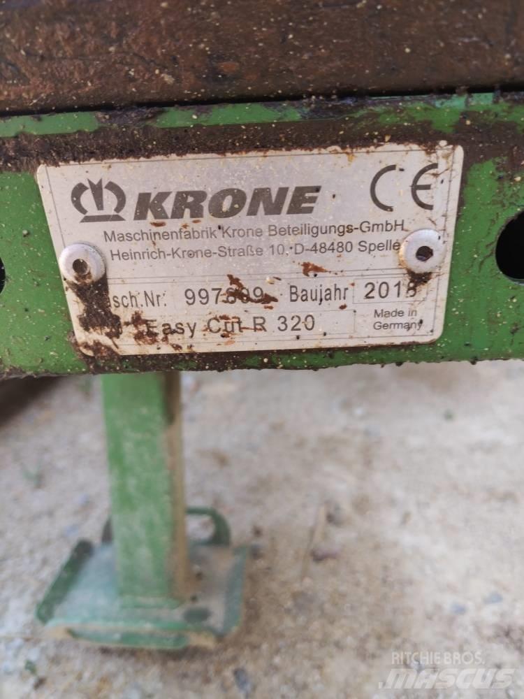 Krone Easy Cut R320 Gadanheiras
