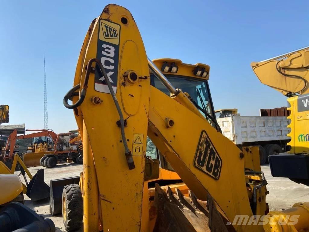 JCB 3 CX Retroescavadeiras