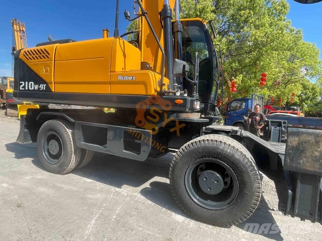 Hyundai R210W Escavadoras de rodas