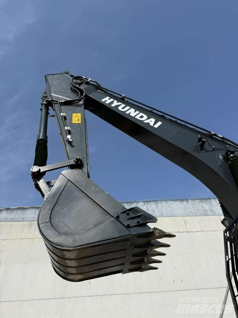 Hyundai R220-9S Escavadeiras de esteiras