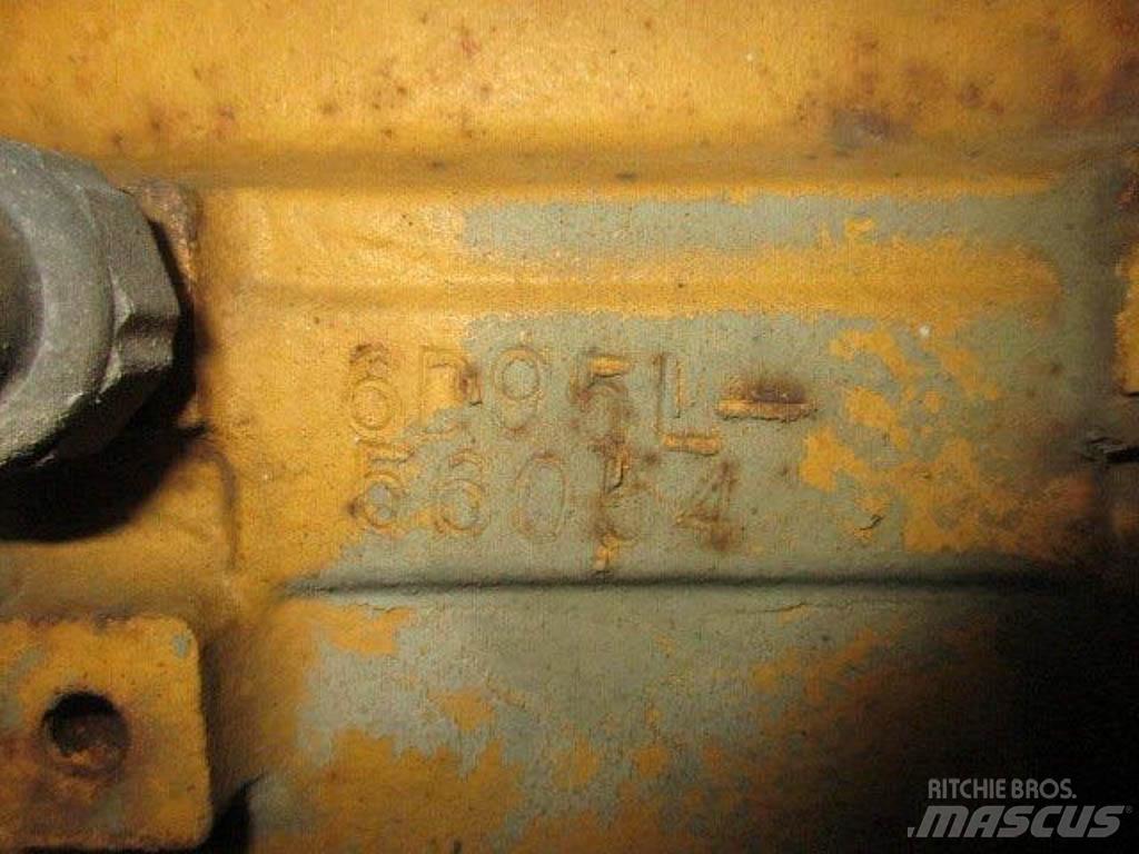 Komatsu WA100-1 Carregadeiras de rodas