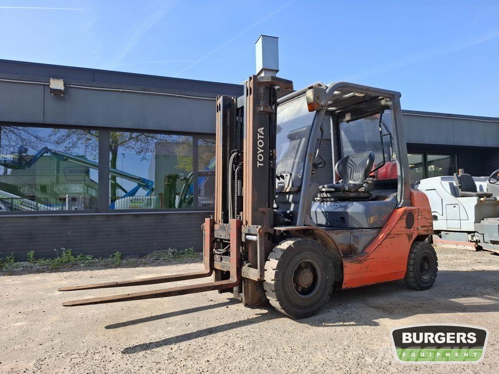 Toyota 02-8FGF20 Empilhadores a gás