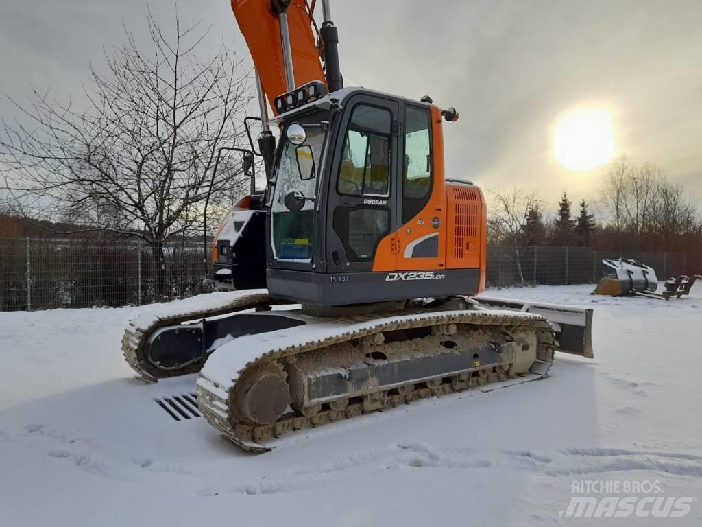 Develon DX 235 LCR-5 Escavadeiras de esteiras