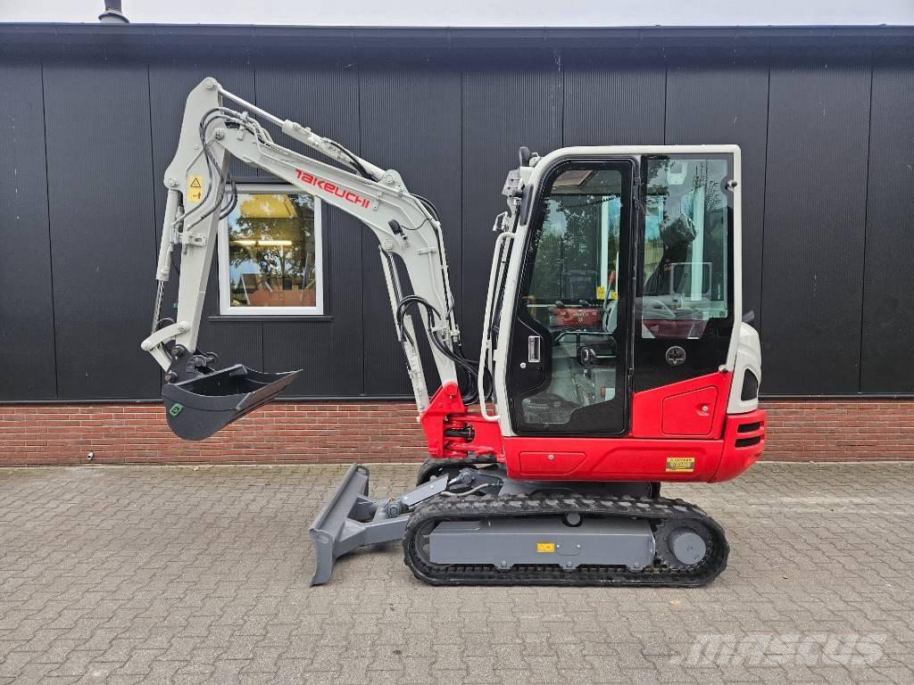 Takeuchi TB 230 Miniescavadeiras