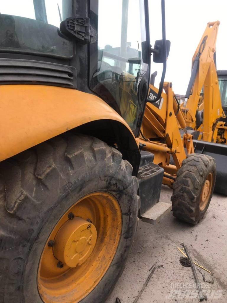 JCB 3cx Retroescavadeiras