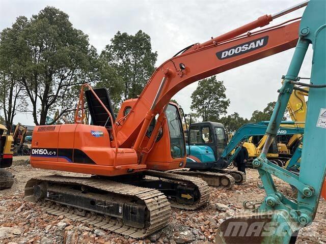 Doosan DH150 Escavadoras Midi 7t - 12t