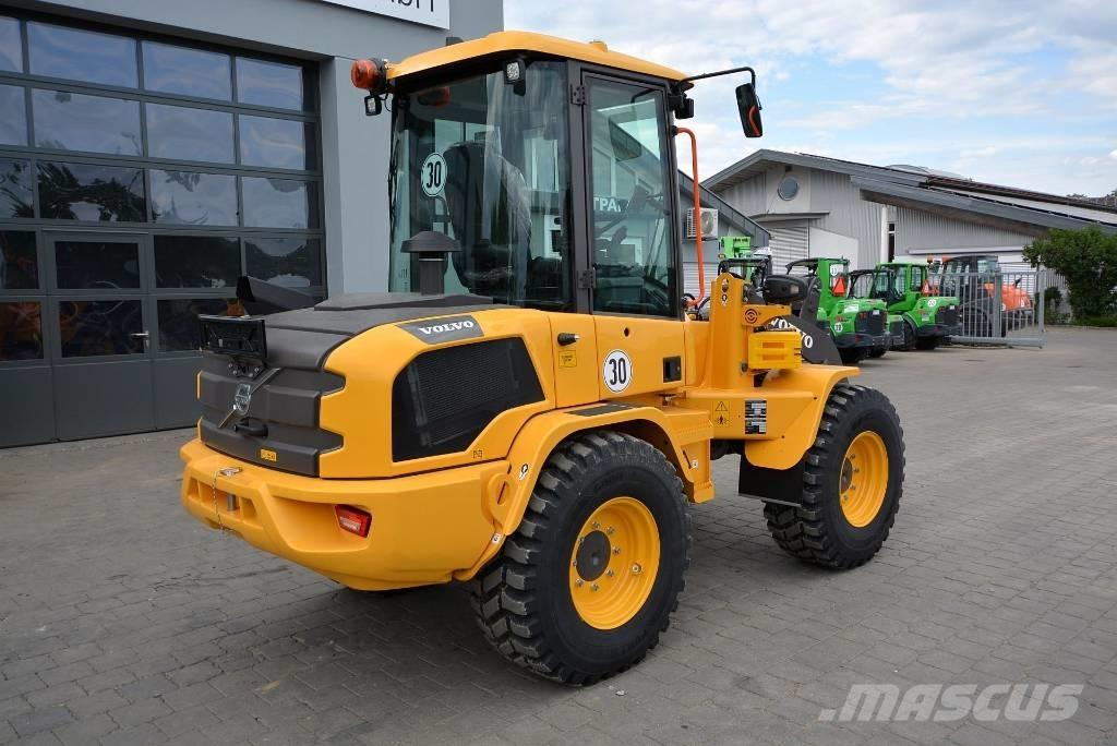Volvo L 30 HS Carregadeiras de rodas