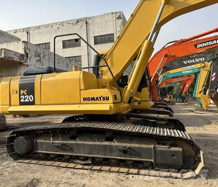 Komatsu PC 220 Escavadeiras de esteiras