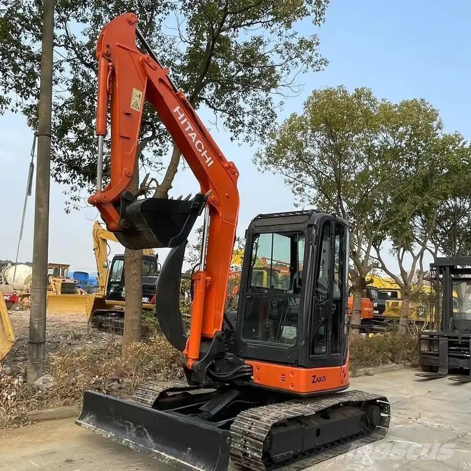 Hitachi ZX 50 U-2 Miniescavadeiras