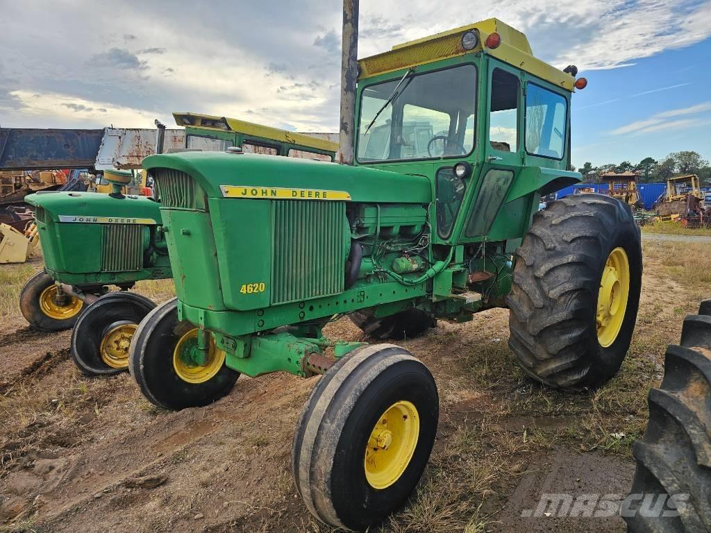 John Deere 4620 Tratores Agrícolas usados