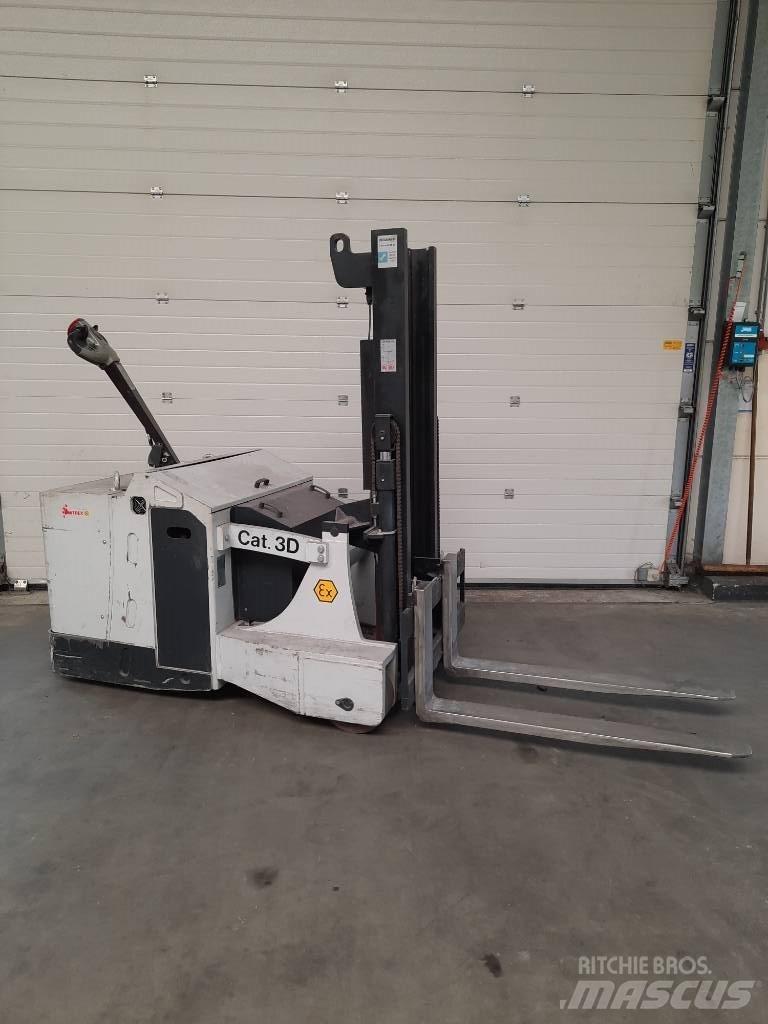 CSI SBCXT1520 Empilhador para operador externo