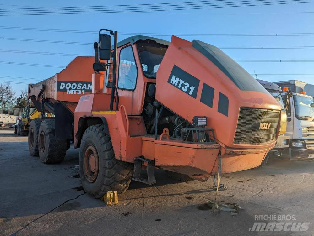 Doosan MT31 Caminhões articulados