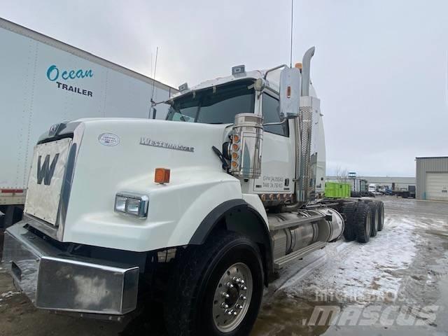 Western Star 4900SB Cavalos Mecânicos