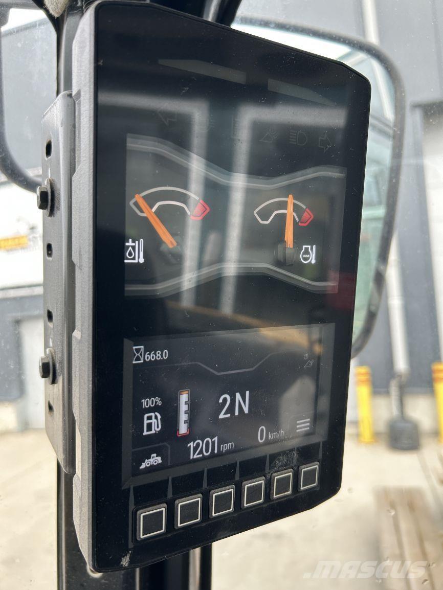 CAT 906M (8758) Carregadora multifunções