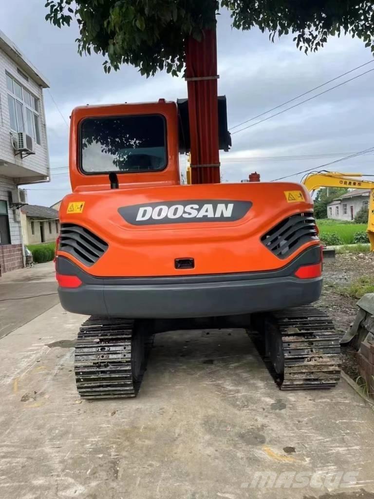 Doosan DX75-9C Escavadoras Midi 7t - 12t