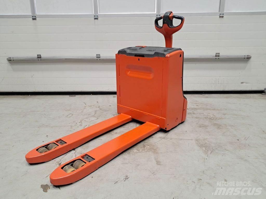Linde T16 Porta palettes