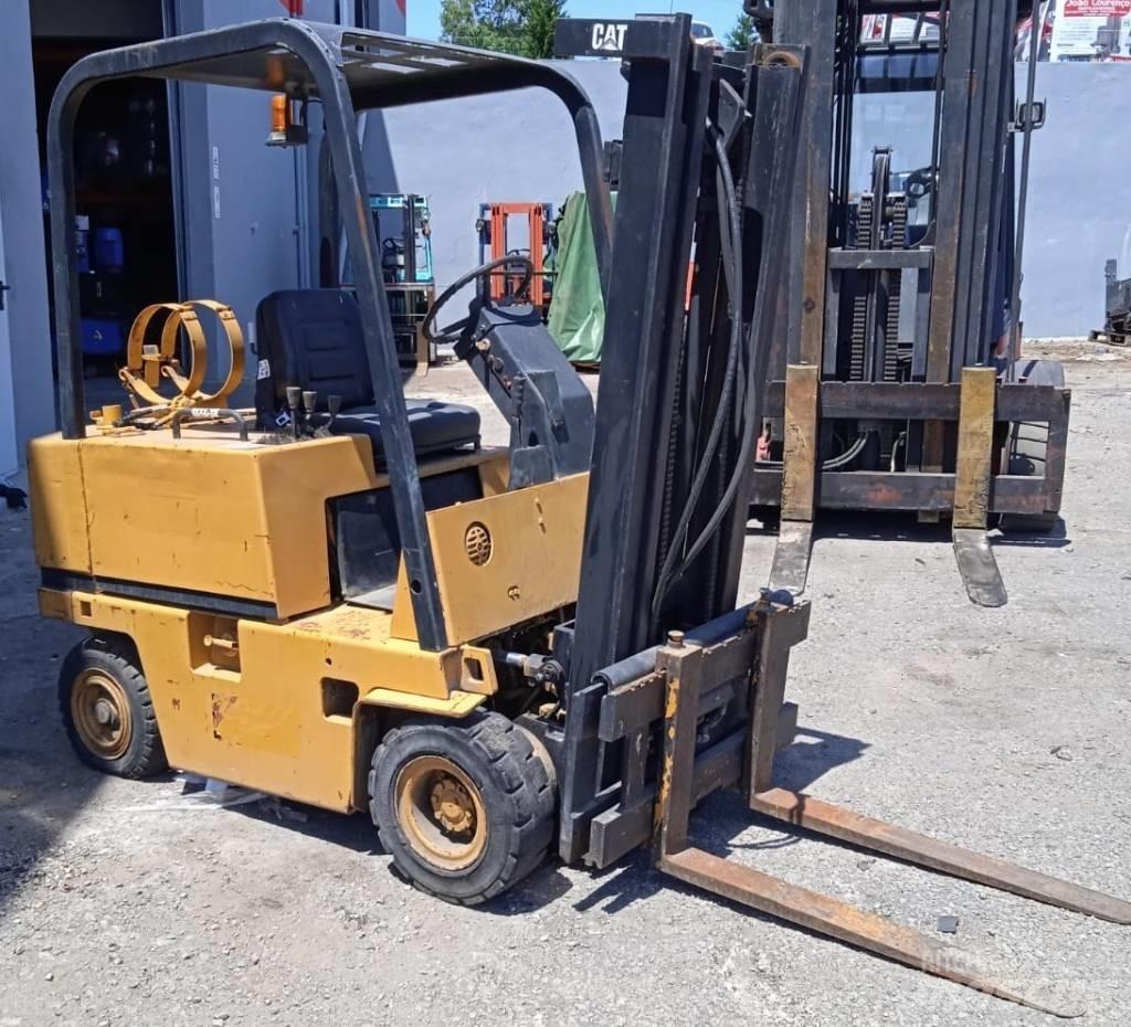 CAT V35D Empilhadores a gás