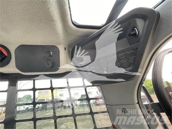 Bobcat T76 Minicarregadeiras