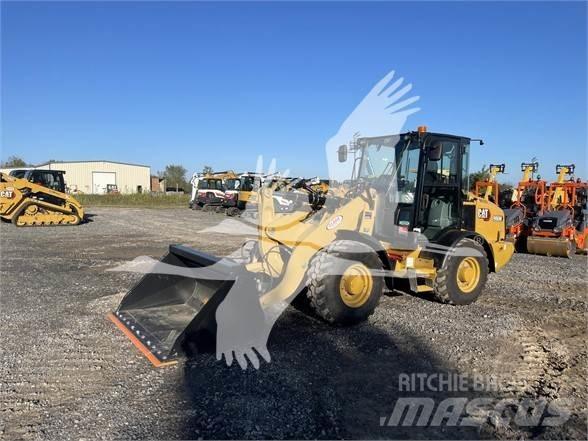 CAT 906M Carregadeiras de rodas