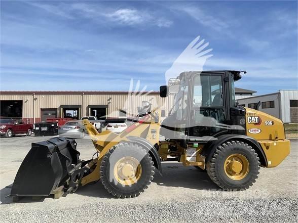 CAT 906M Carregadeiras de rodas