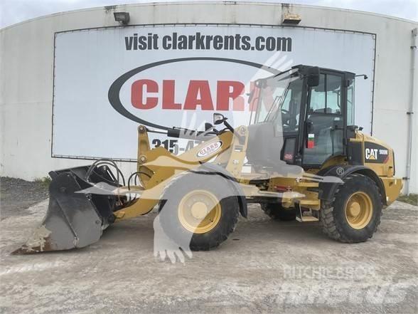 CAT 908M Carregadeiras de rodas