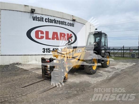 JCB 535-140 Manipulador telescópico