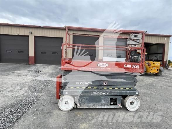SkyJack SJ3226 Elevadores de tesoura