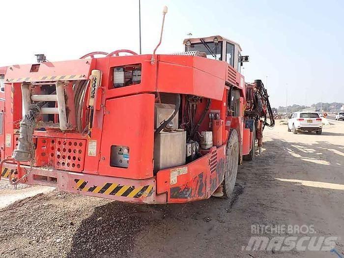 Sandvik DT821 C Perfuradoras de superfície